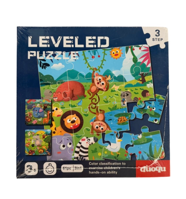 Leveled puzzle packaging with colorful animal illustrations on a blue background